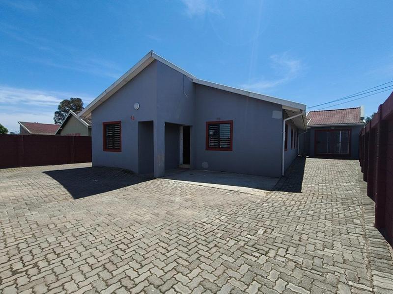 To Let Commercial Property for Rent in Mthata Eastern Cape